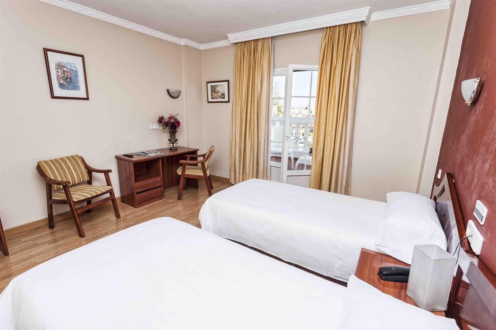 Hotel Carabela Santa Maria 马札冈 外观 照片